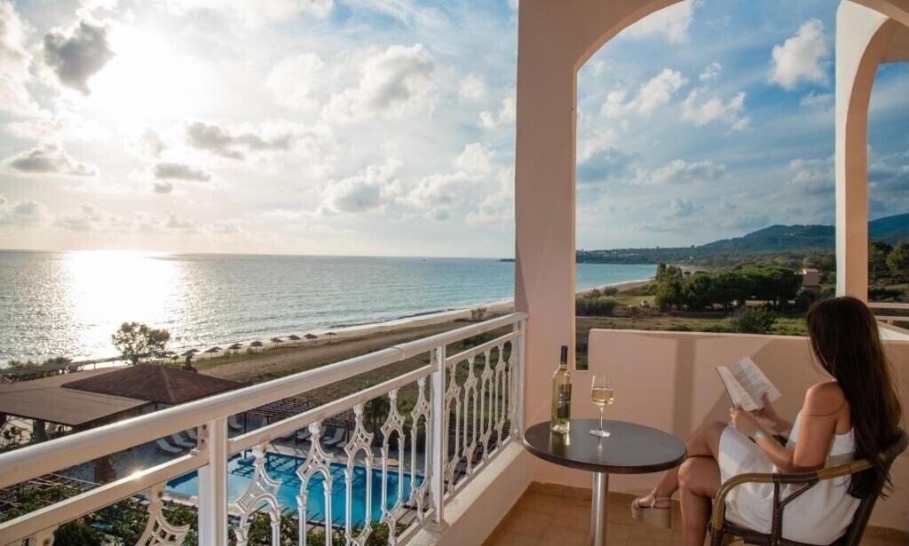 Зображення Poseidon Beach Hotel 4*