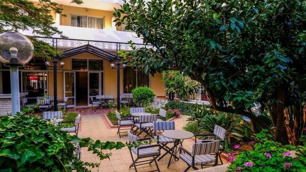 Zdjęcie Achillon Palace 4*