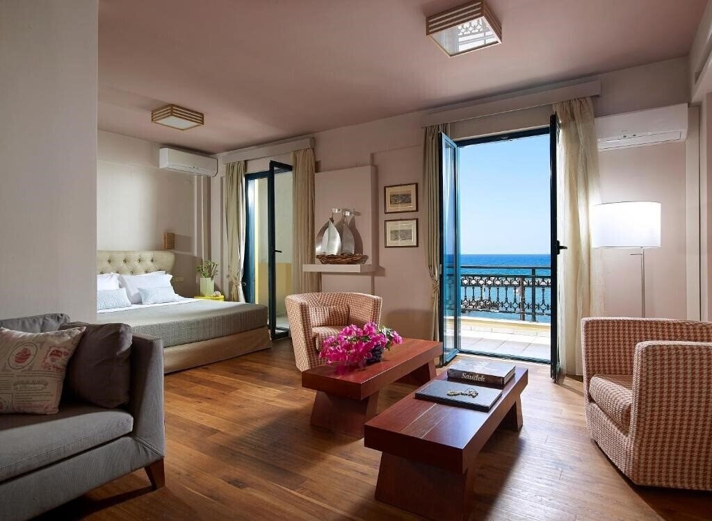 Отель Marelina Villas 3*