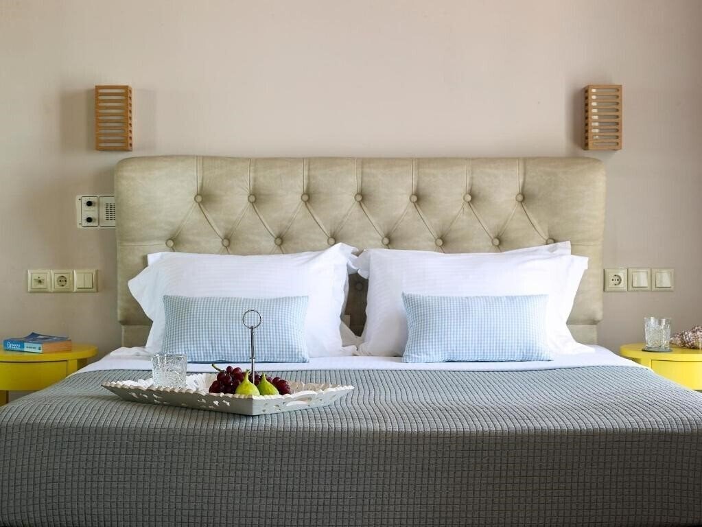 Изображение Marelina Villas 3*