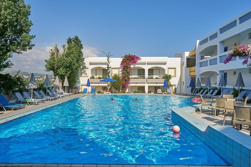 Hotel Apollon Aparthotel 3*