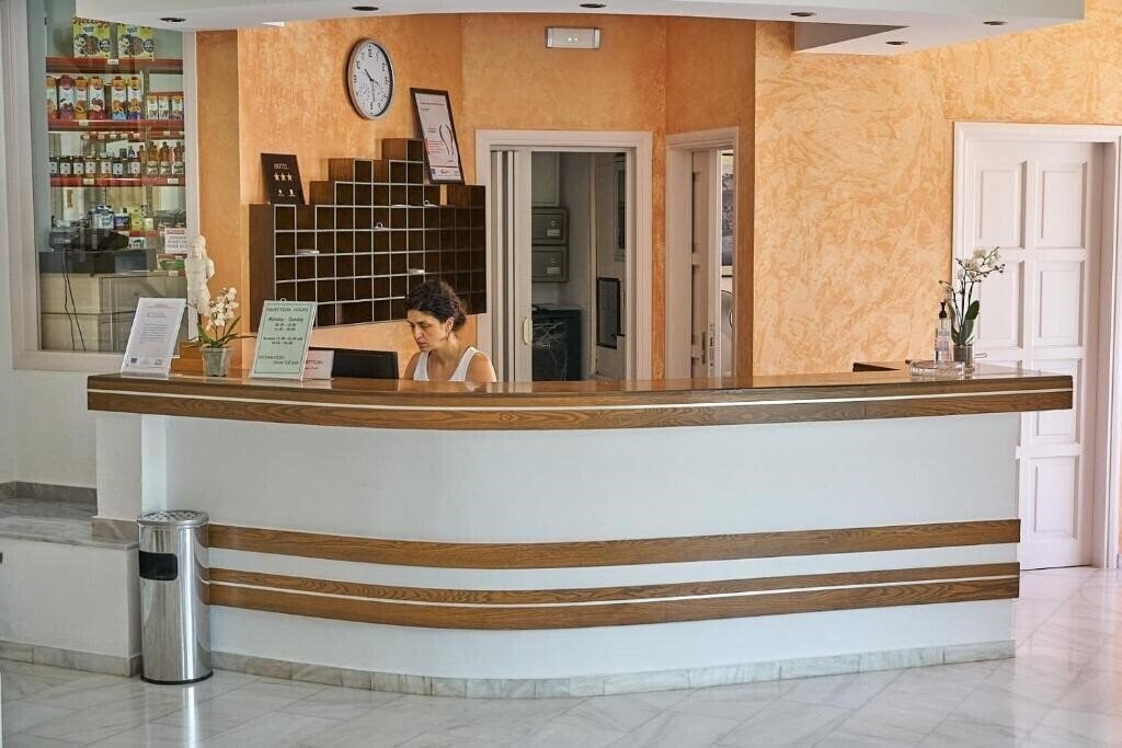 Zdjęcie Apollon Aparthotel 3*