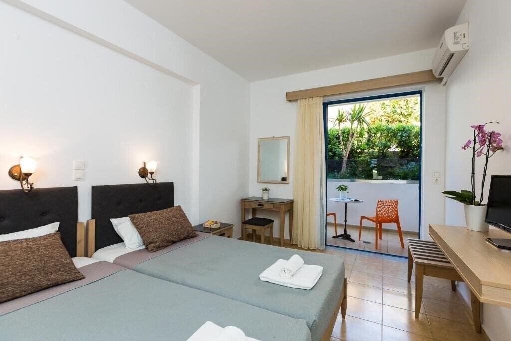 Obraz Yacinthos Hotel Apartments 2*