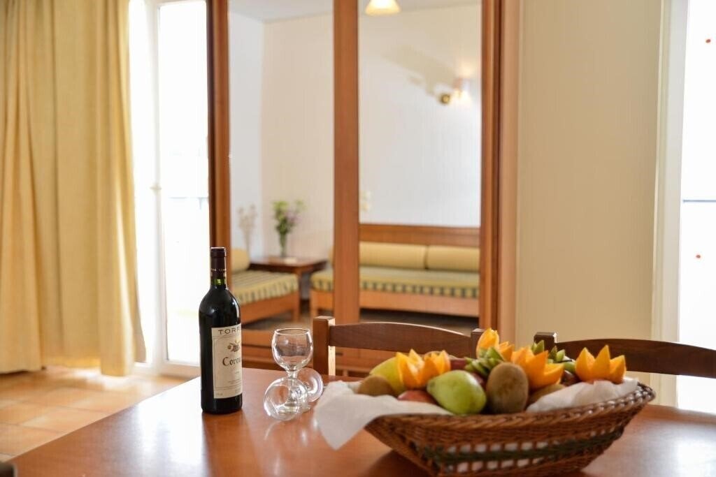 Zdjęcie Lefkoniko Ostria 2*