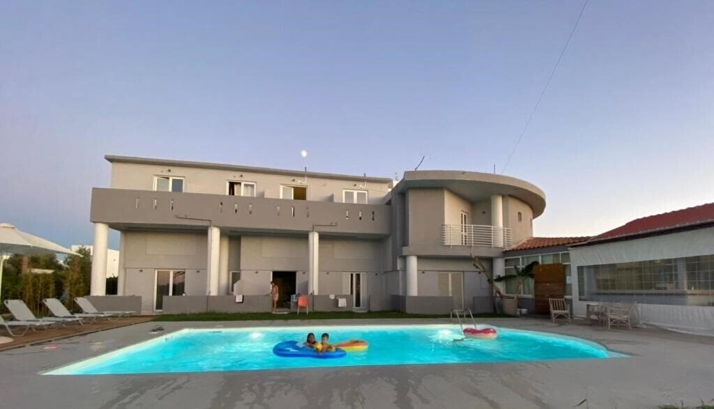 Готель Banana Moon Boutique Hotel 3*