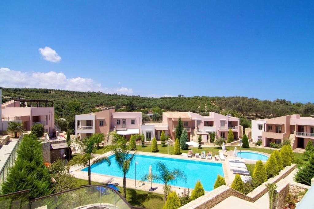 Zdjęcie Loutra Resort 4*