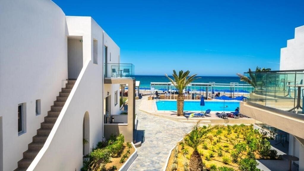 Изображение Adele Beach Hotel 4*