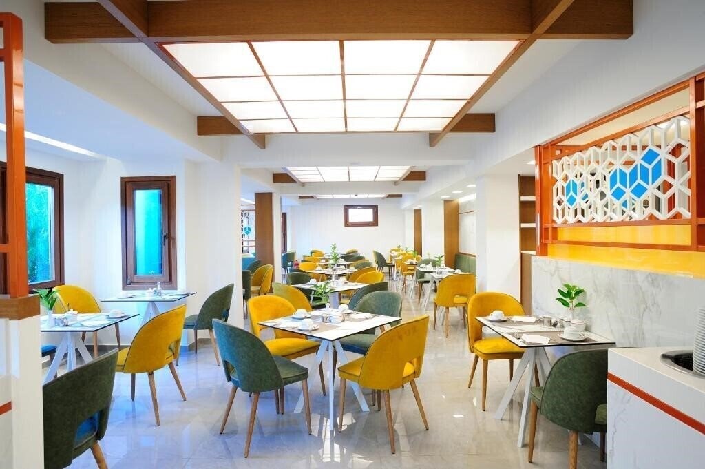 Zdjęcie Atrium Ambiance Hotel 4*