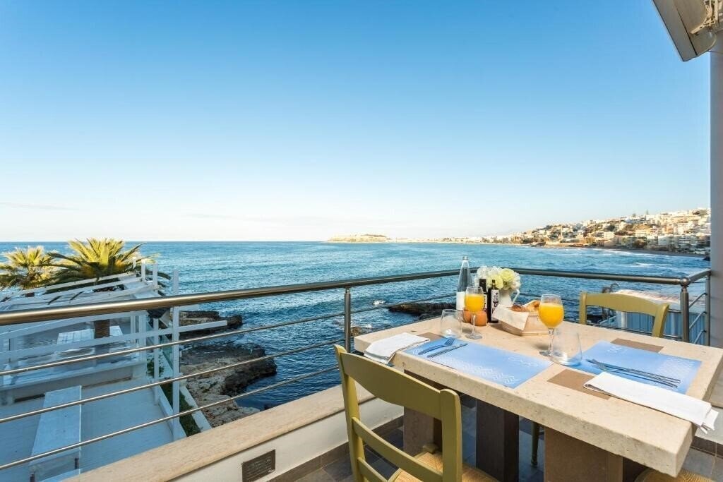Obraz Cavo Seaside Luxury Suites 4*
