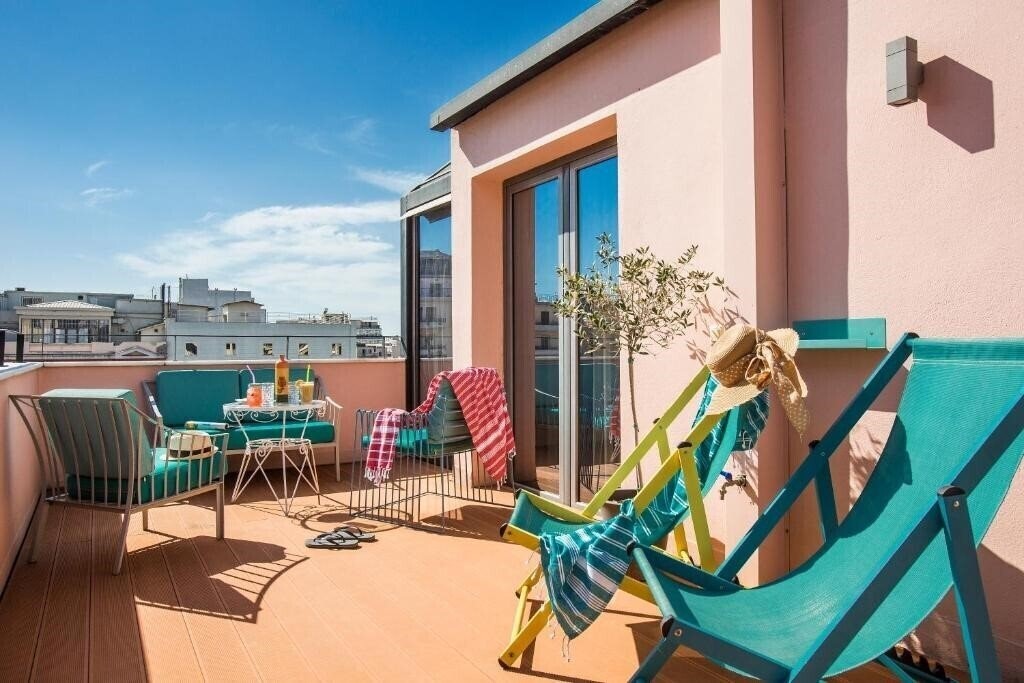 Hotel The Caravan 1*