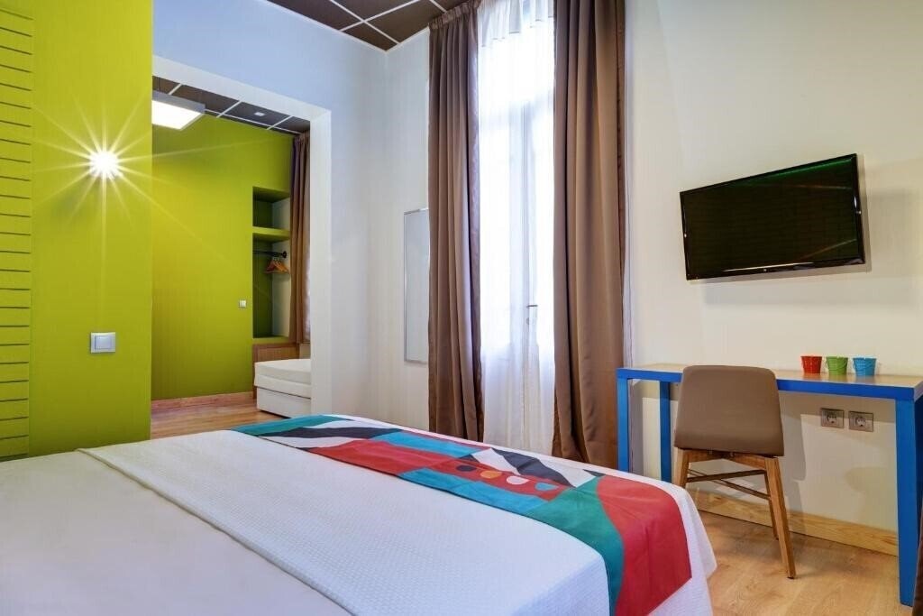 Obraz Colors Ladadika Central 3*