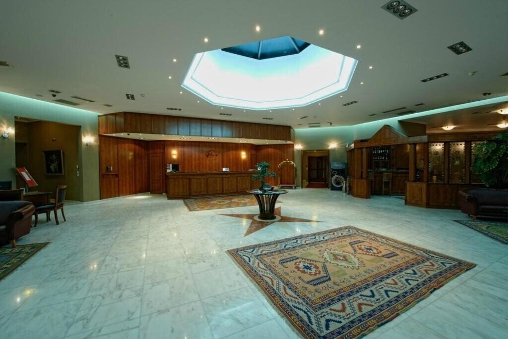 Zdjęcie Royal Hotel 4*