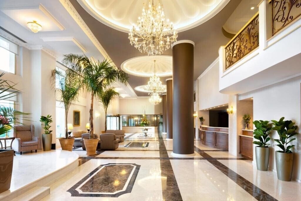 Фотографія Grand Hotel Palace 5*