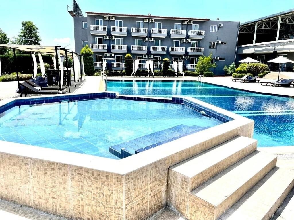 Hotel Kornilios Palace Thessaloniki 4*