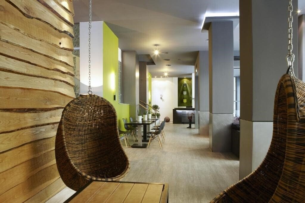 Готель City Hotel 4*