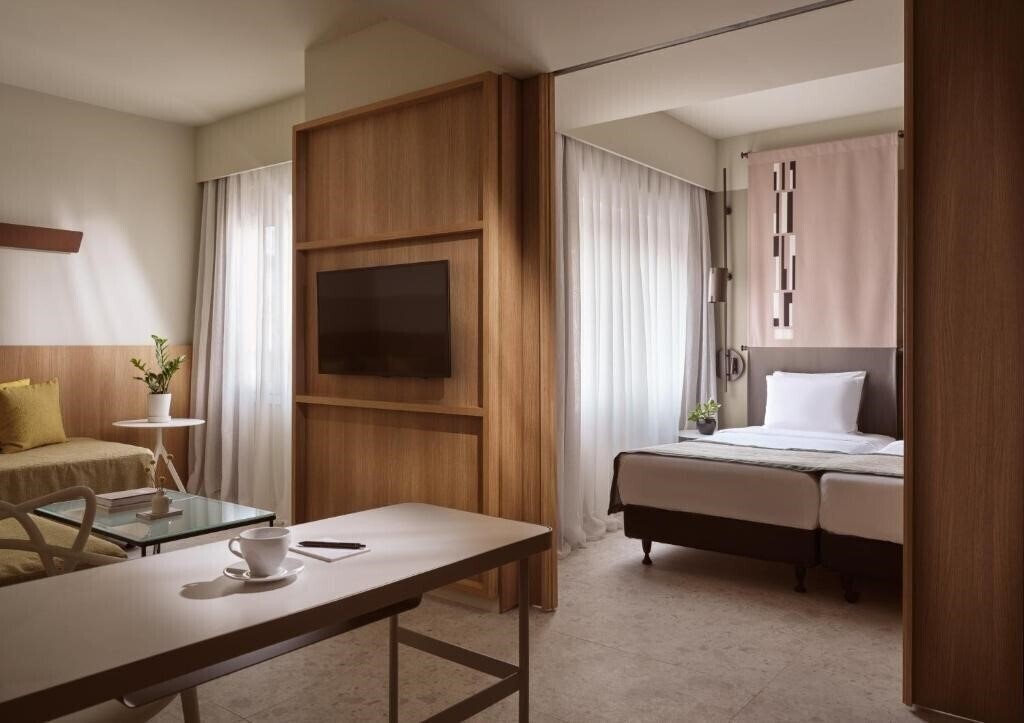 Zdjęcie City Hotel 4*