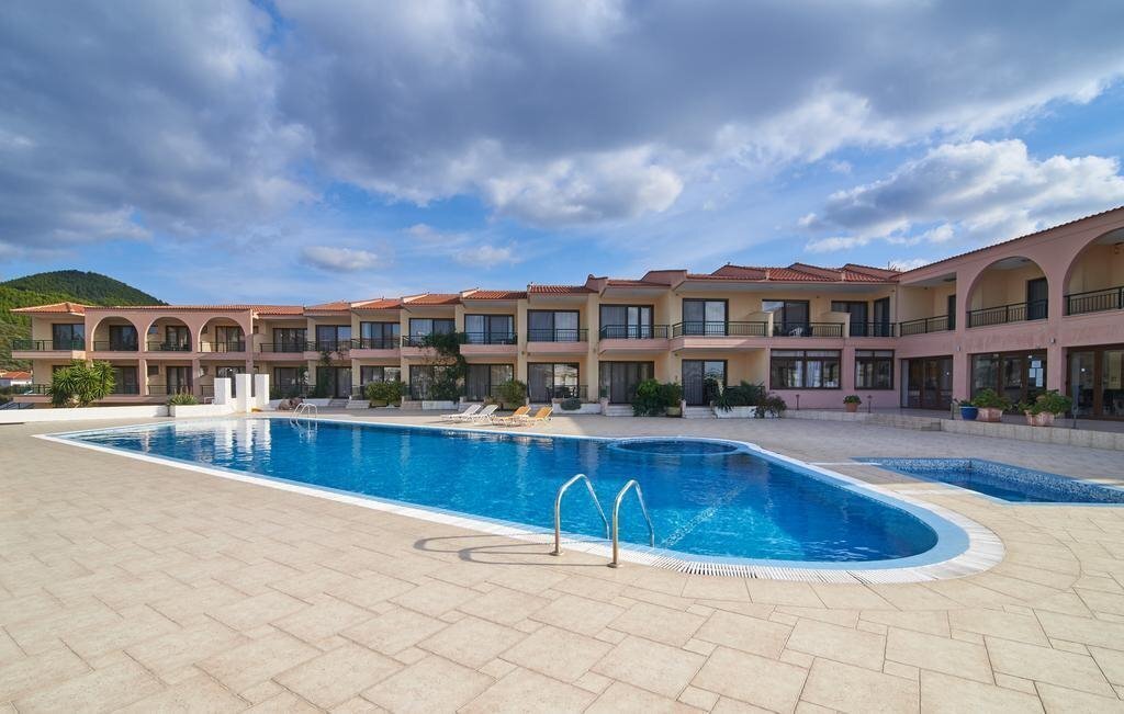 Hotel Toroni Blue Sea 4*