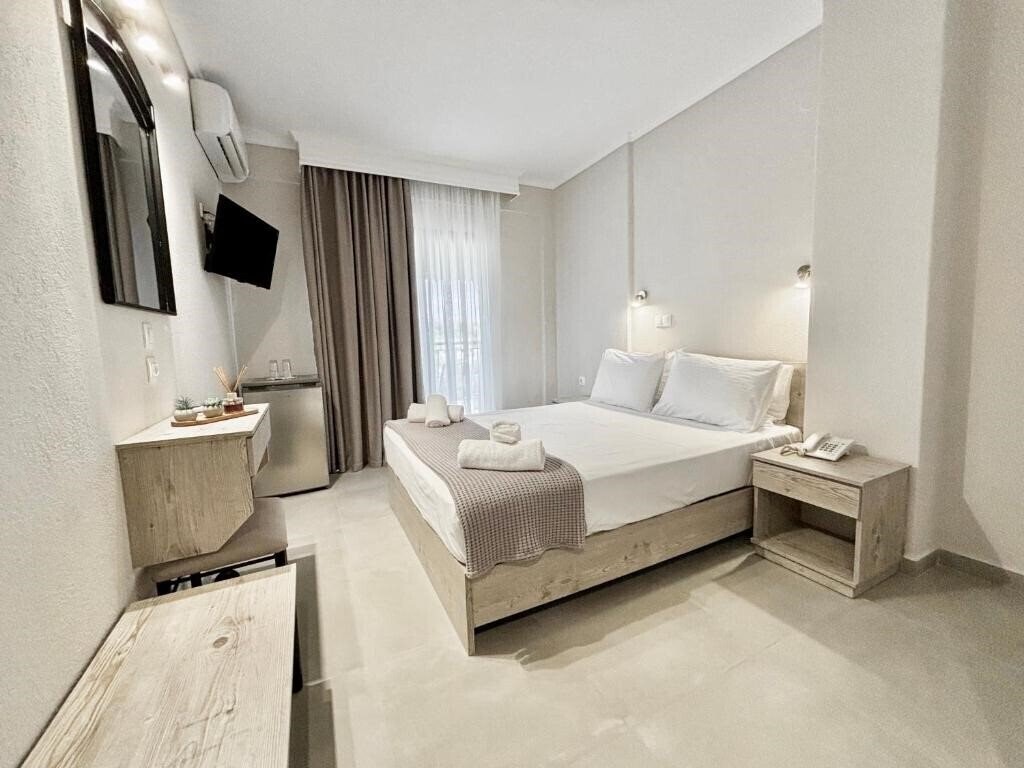 Zdjęcia Samel Hotel Siviri 3 * 3*