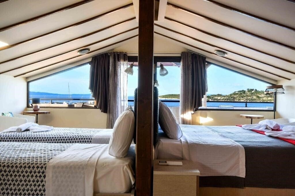 Готель Avra Sithonia 3*