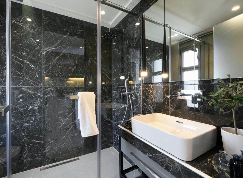 Zdjęcie Serenity Suites 4*