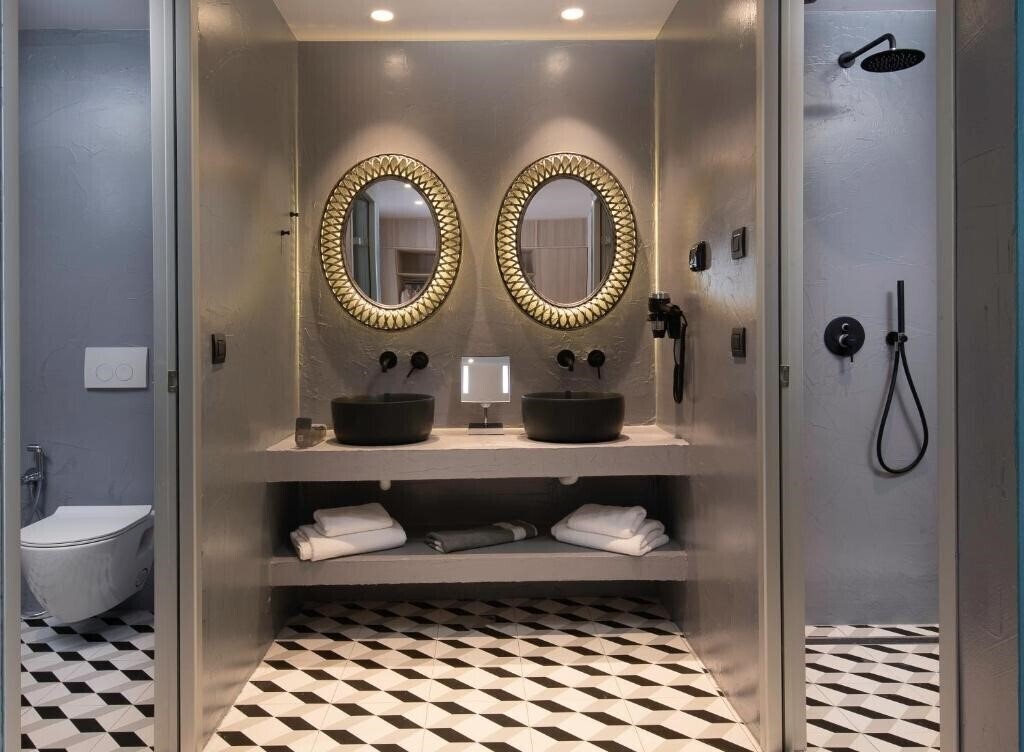 Фотографія Lagomandra Beach Hotel 4*