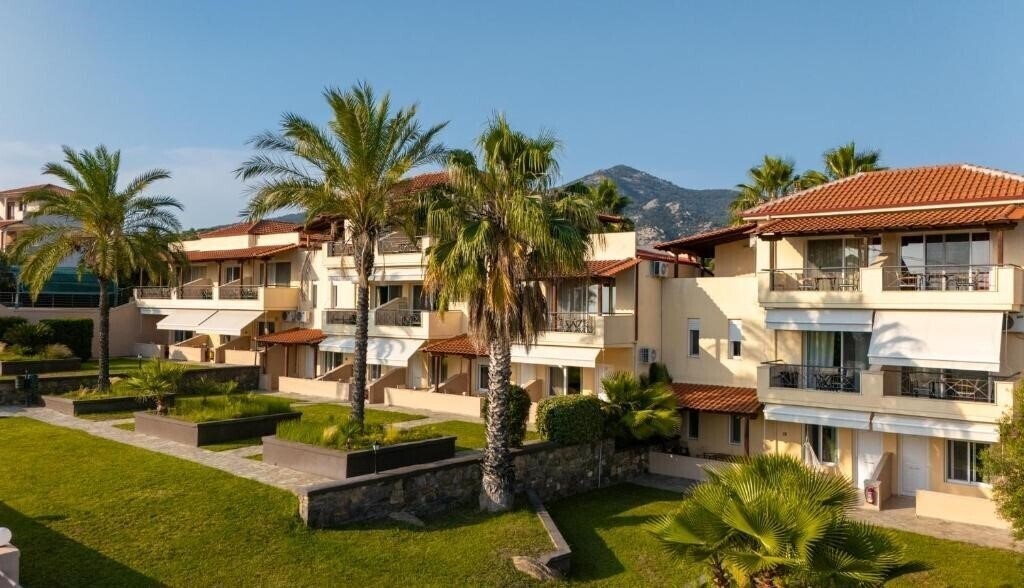 Фотографія Kelyfos Hotel 2*