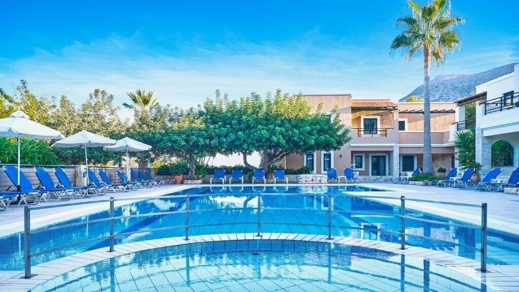 Фотографія Dionysos Apartments & Studios 4*