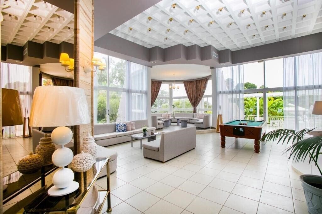 Отель Happy Days Hotel Rodos (Adult Only 16) 3*