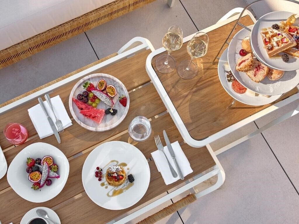 Фотографія Grecotel The Roc Club 4*