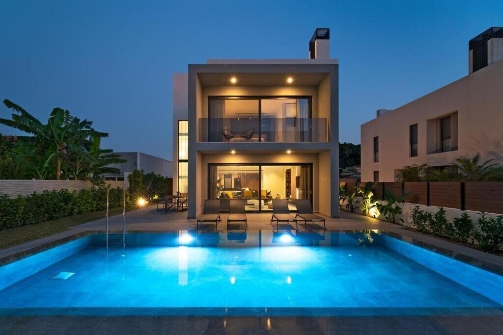 Hotel Momentum Villas 3*