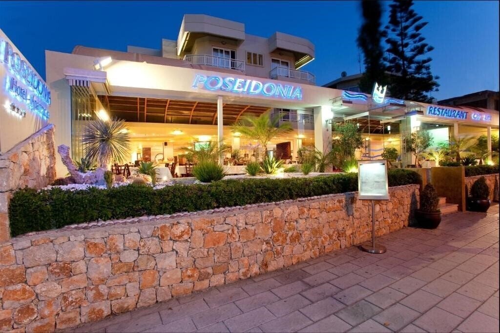 Готель Poseidonia Hotel - Apartments 4*
