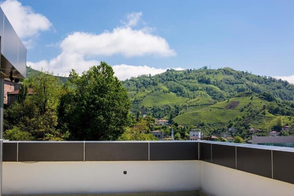 Zdjęcie Otakhebi 3*