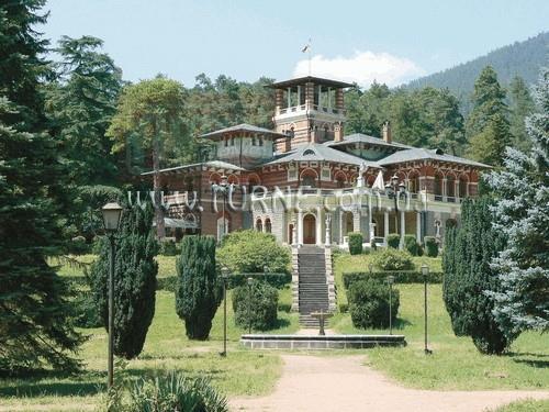 Готель Kedari 3*