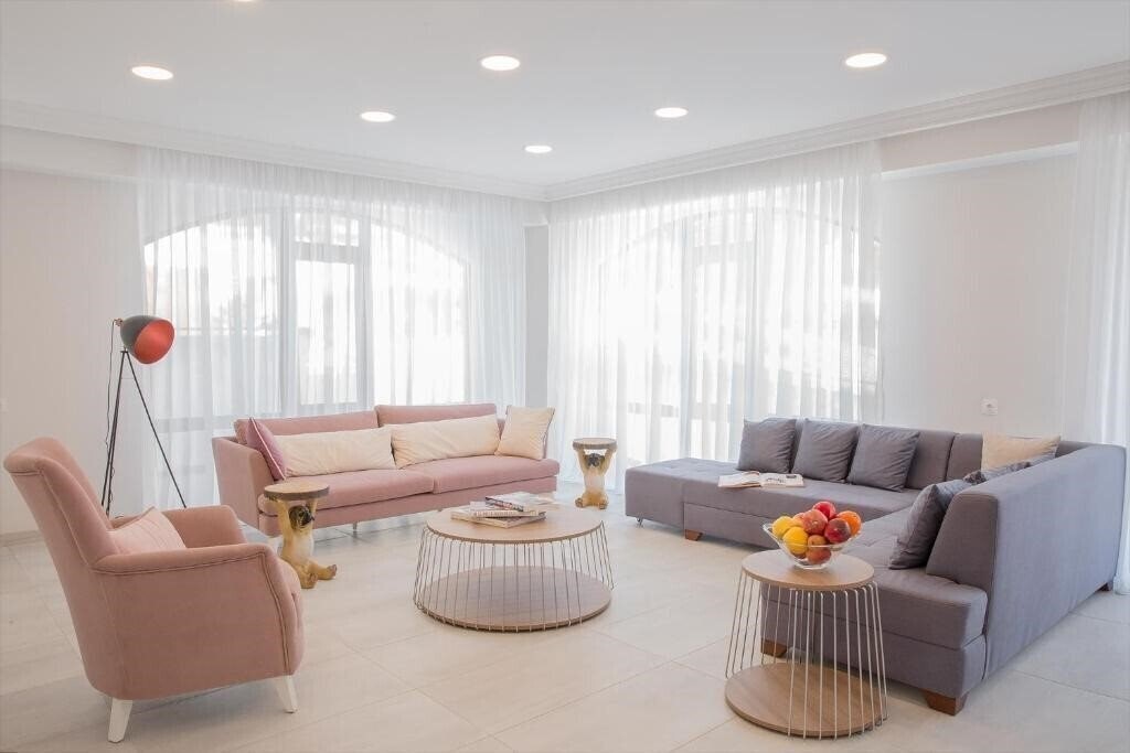 Zdjęcia Kokhta Plaza 4*