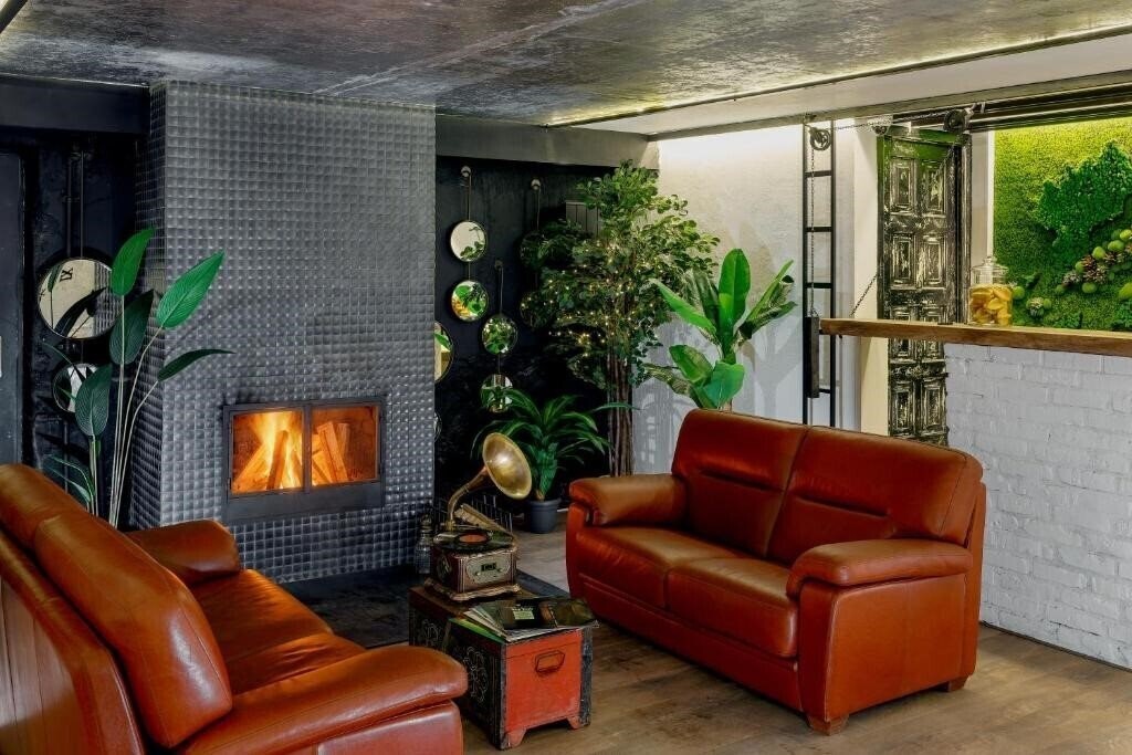 Готель Hydeout Bakuriani 4*