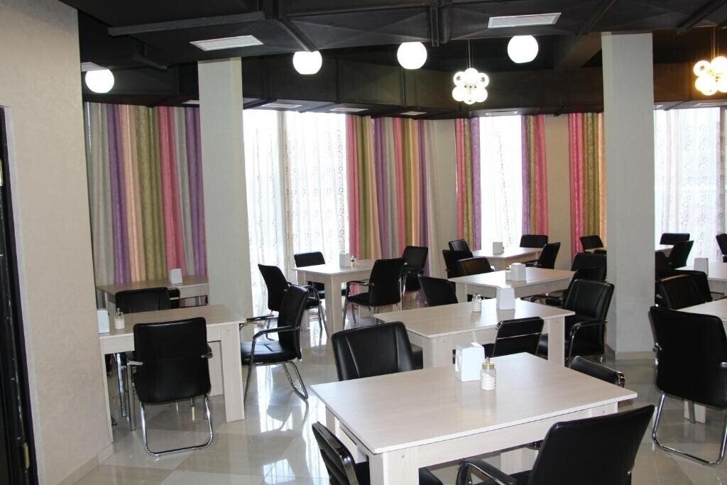 Zdjęcie Hotel Legacy 4*