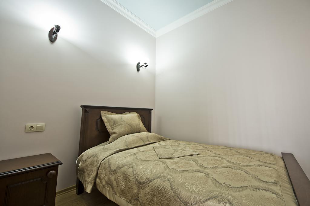 Zdjęcie Eiffel Hotel Batumi 3*