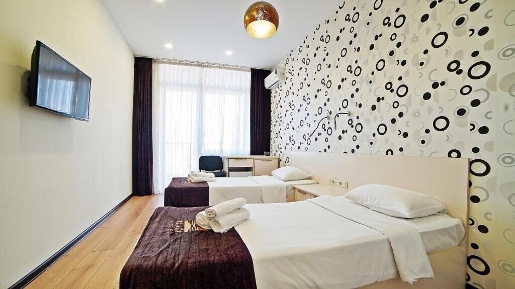 Zdjęcie Batumi Plaza Hotel 4*