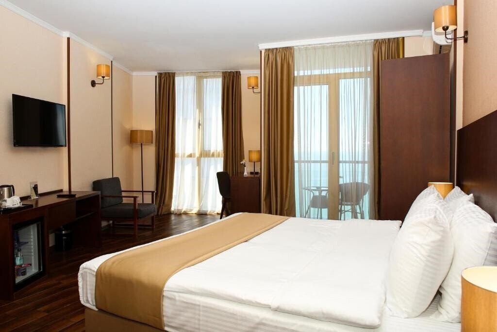 Фотографія Corner Inn Hotel 4*