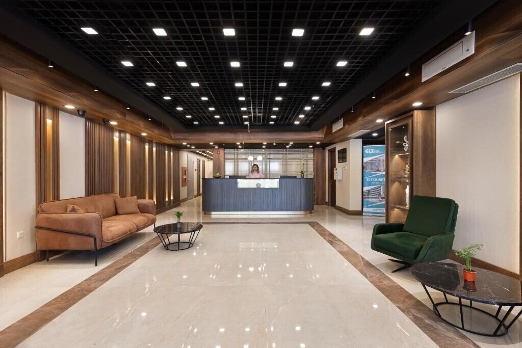 Фото Wyn Residences Batumi 4*