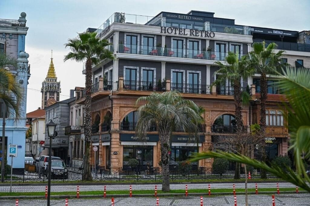 Готель Hotel Retro 4*