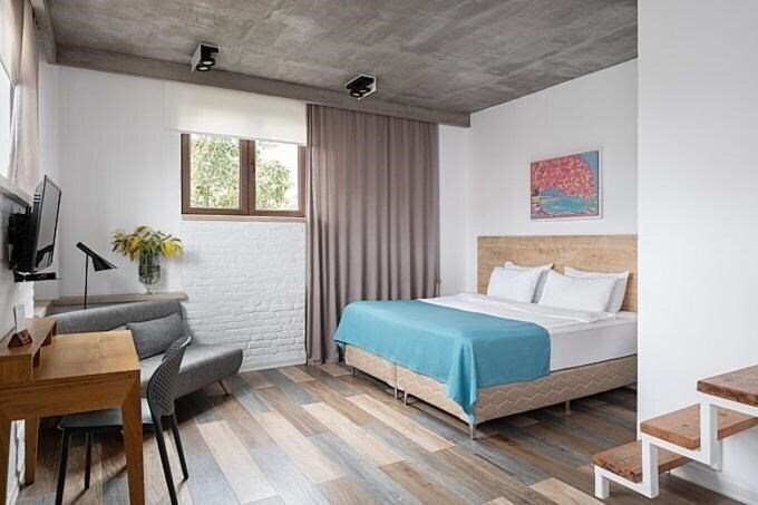 Готель Mariinsky Apartments & Hotel 4*