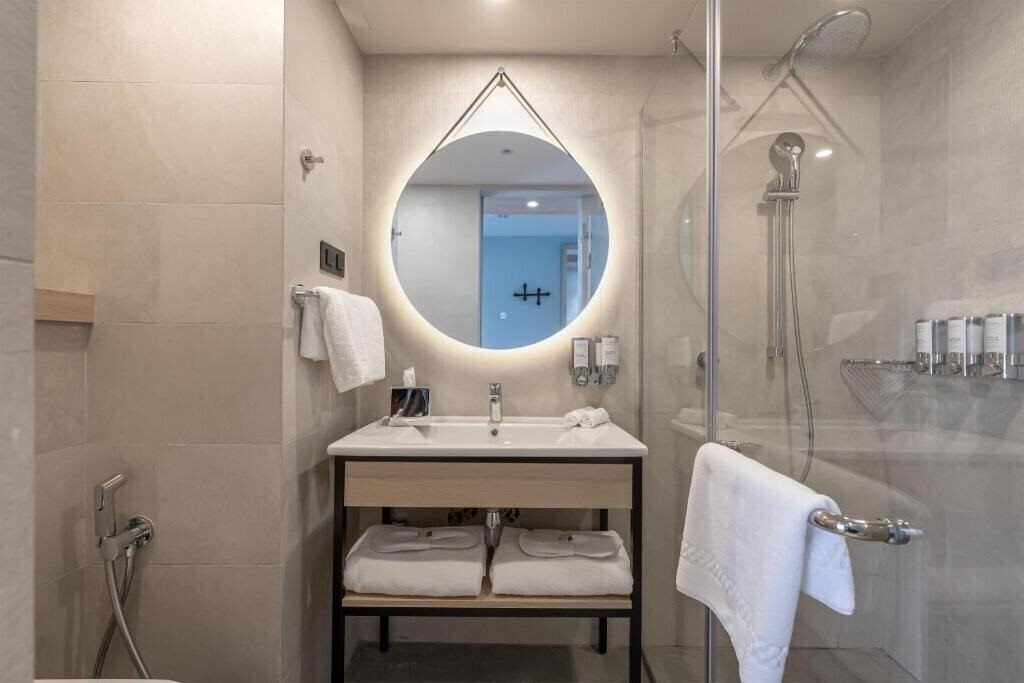 Фотография Hampton by Hilton Batumi Center 4*