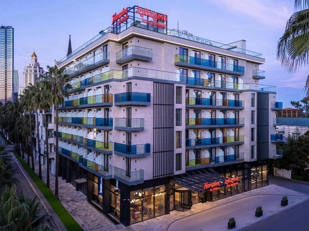 Картинка Hampton by Hilton Batumi Center 4*