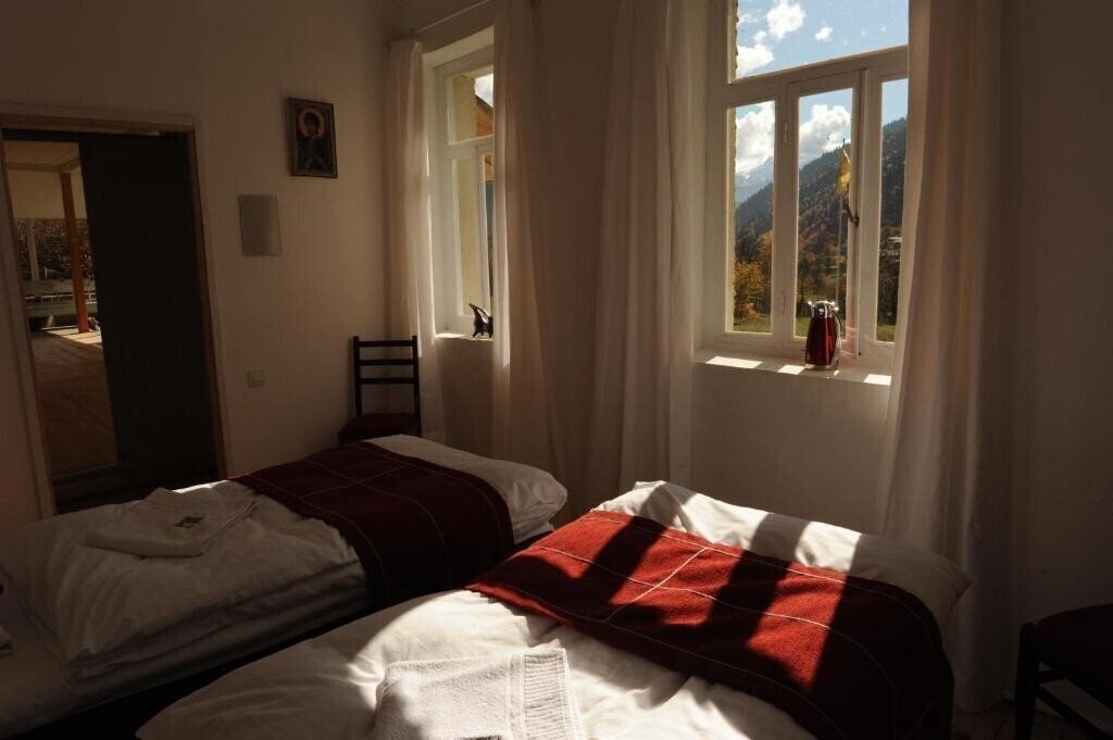 Фото Гранд Отель Ушба 1*