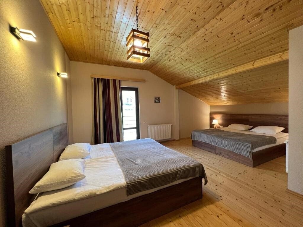 Zdjęcia Hotel Axien 3*