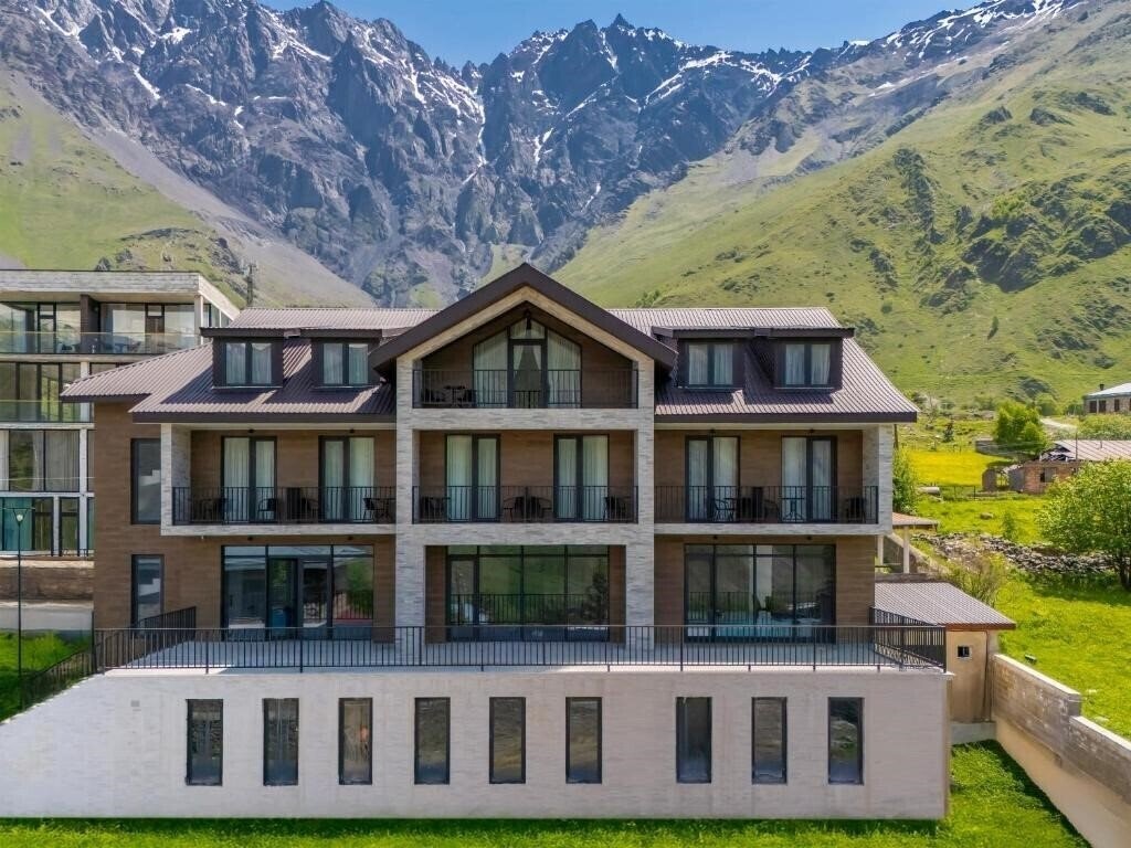 Hotel Residence Kazbegi 4*