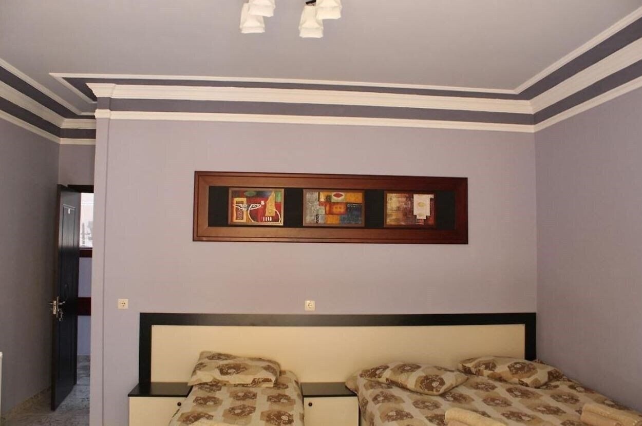 Zdjęcie Hotel Black & White Kobuleti 3*