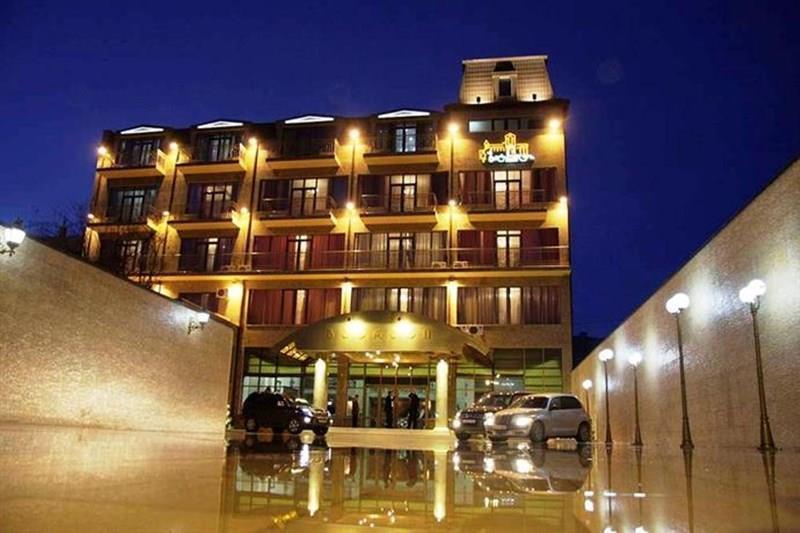 Hotel Баграти 4*