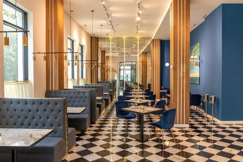 Obraz Newport Hotel Kutaisi 4*